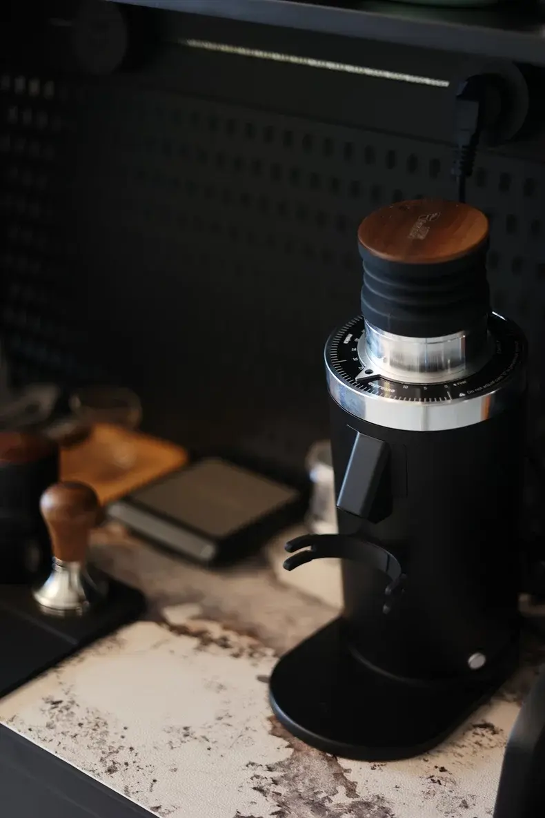 DF64 Gen 2 vs DF54: A Comprehensive Comparison of Two Single-Dose Coffee Grinders