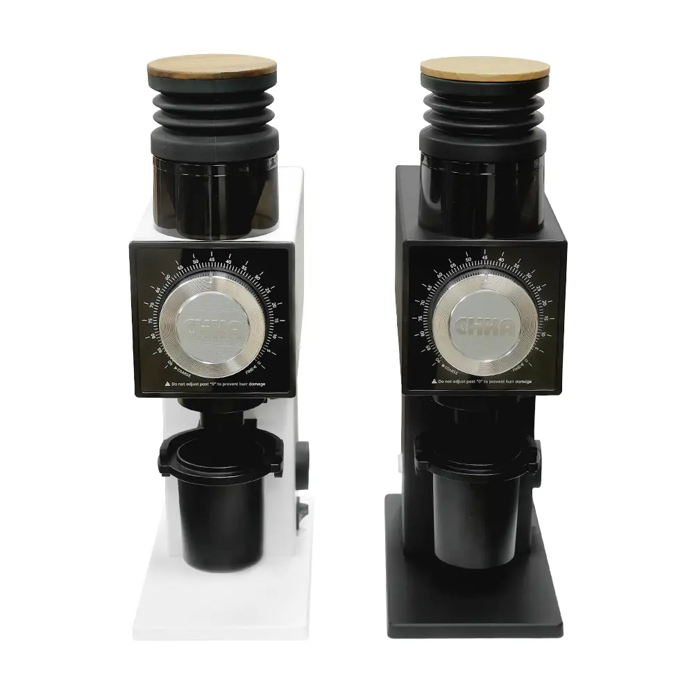 CF64V黑白1.png